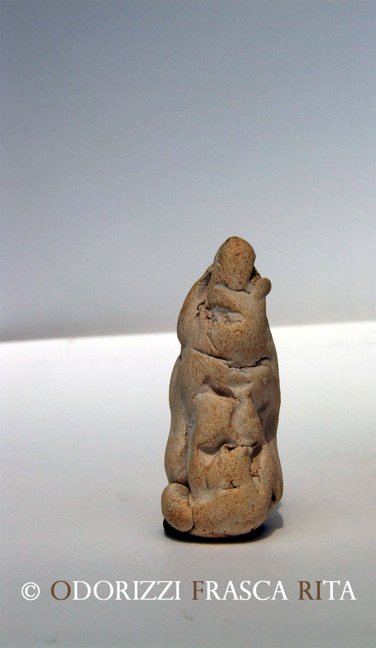 scultura_contemporanea_ceramica_ofri_serie_semi_titolo_maternita_2_1990